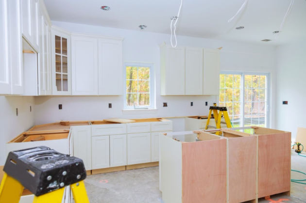 Kitchen Cabinets: Which Ones Can You Paint During a Remodel?
