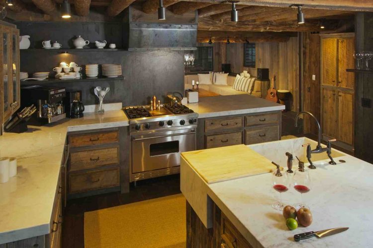 Going Rural: Transforming Your Kitchen with a Rustic Kitchen Cabinet Remodel